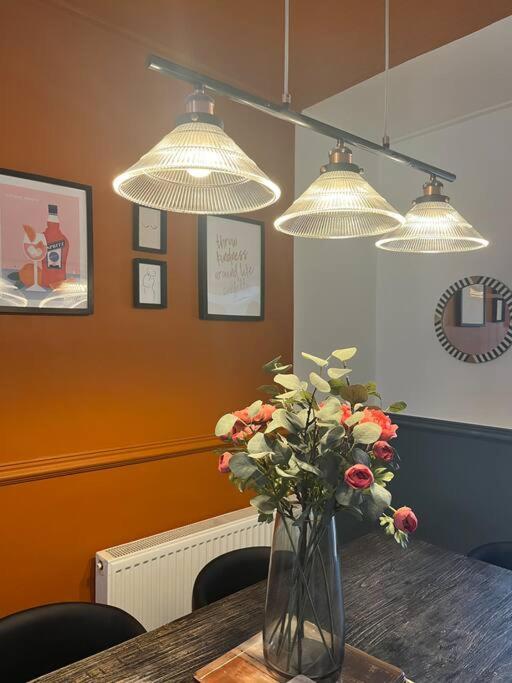 Lobster Cottage - Stylish 3 Bedroom Cottage In Heart Of Tenby Town, Pembrokeshire 外观 照片