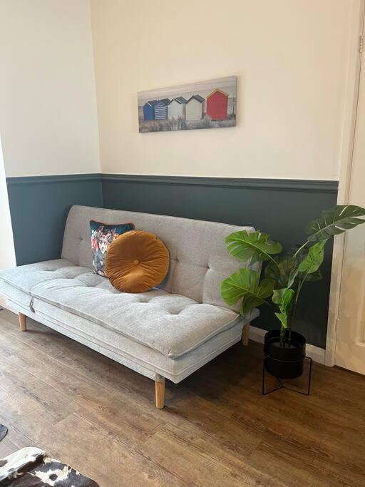 Lobster Cottage - Stylish 3 Bedroom Cottage In Heart Of Tenby Town, Pembrokeshire 外观 照片